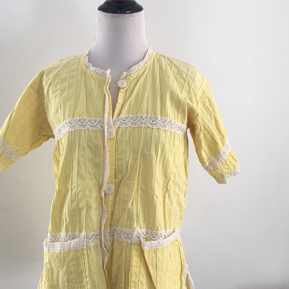 VTG cotton yellow beige lace trim tacked jacket SM